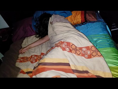 ❤️ UStepson ethethisa usingamama wakhe osemncane lapho elele. Izocansi ezinhle ku-zu.drpornofilme.ru